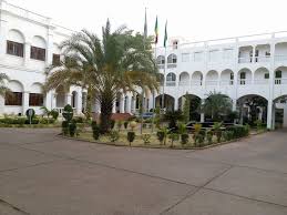 Tension diplomatique : le Mali déclare cinq diplomates français « persona non grata » et met fin à la coopération antiterroriste